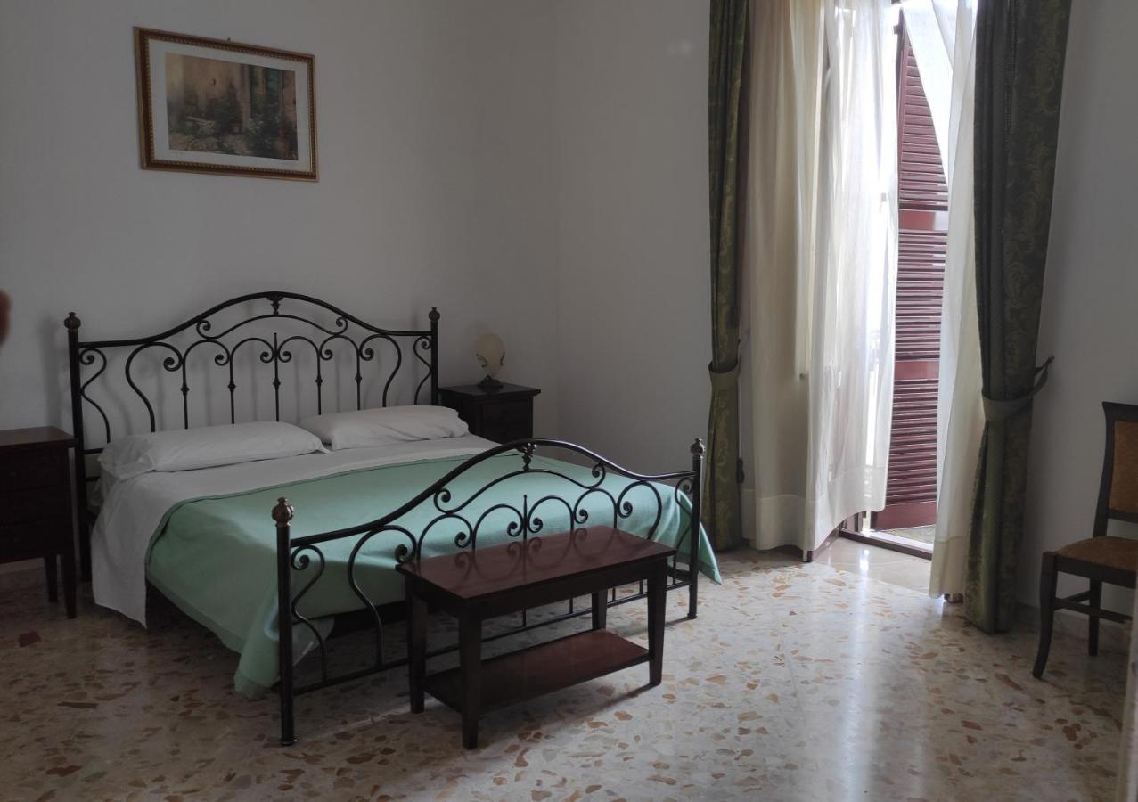 Bed and Breakfast Casa Resci - Dimora Del 1884 à Tricase Extérieur photo